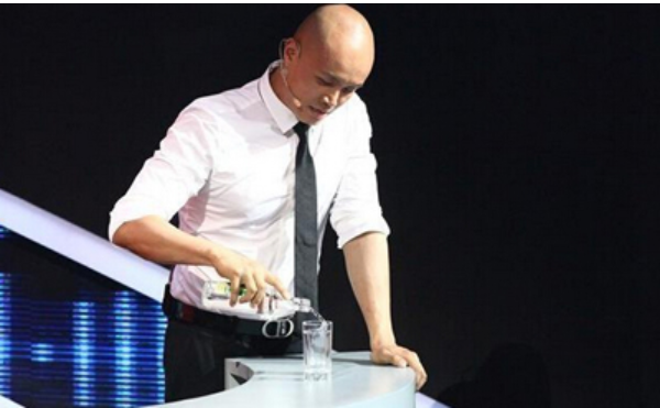 乐嘉，就这样改写了他的结局，亲手“毁”掉了