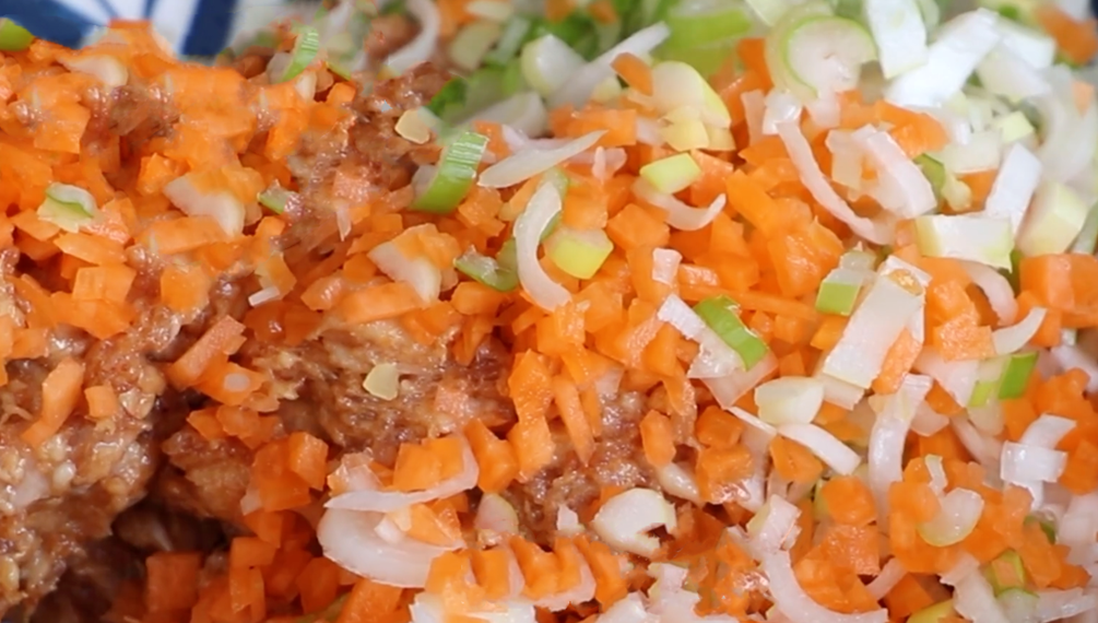 過年要多吃白菜，學會這老吃法，做法簡單，鮮香多汁，寓意還特好