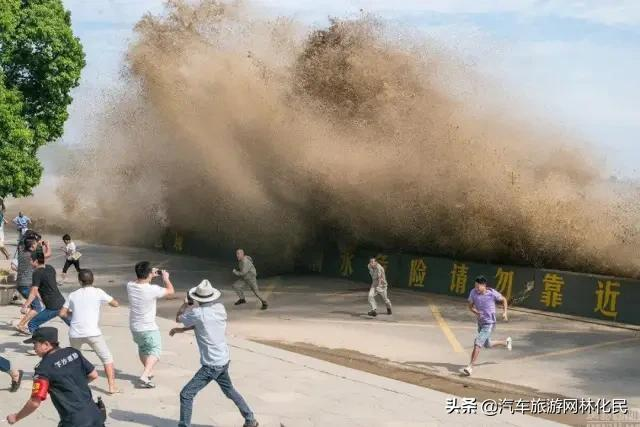 观钱塘江大潮 畅游水乡5日游，地下大峡谷、地下萤光湖1日游