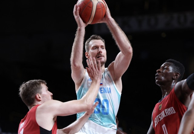 登顶第一！砍47+14+15，美国队也挡不住他们