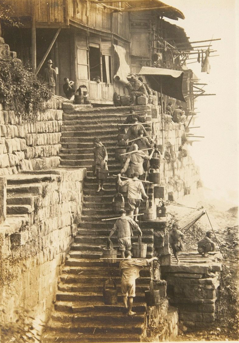 100年老照片，那时中国的风土人情，总有一张照片打动你