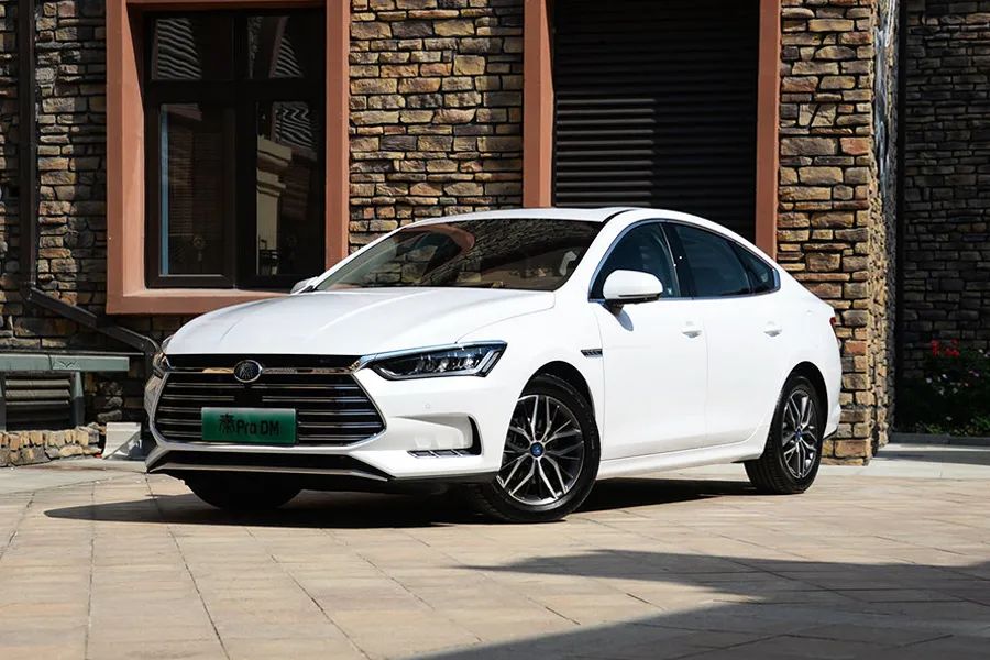 远离续航焦虑，可上绿牌，这4款15万左右的插混