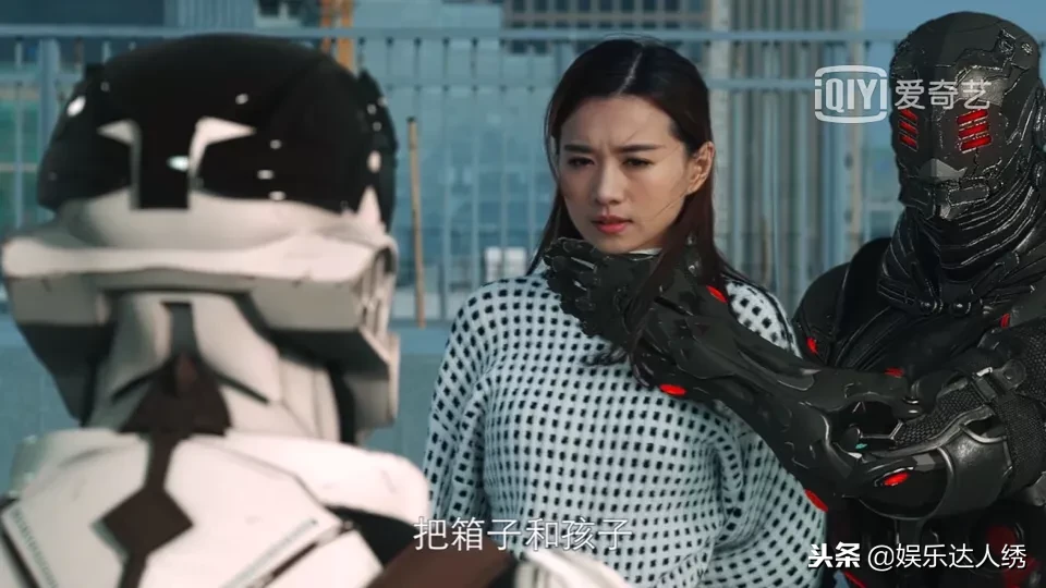 值得一看的科幻片《机甲神七》