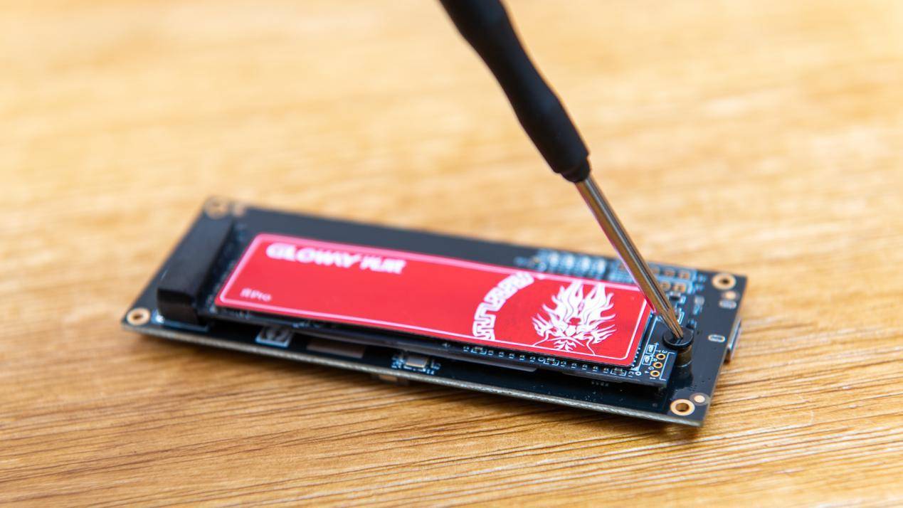 光威弈Pro NVMe SSD+奧睿科雷電3硬盤盒極速體驗