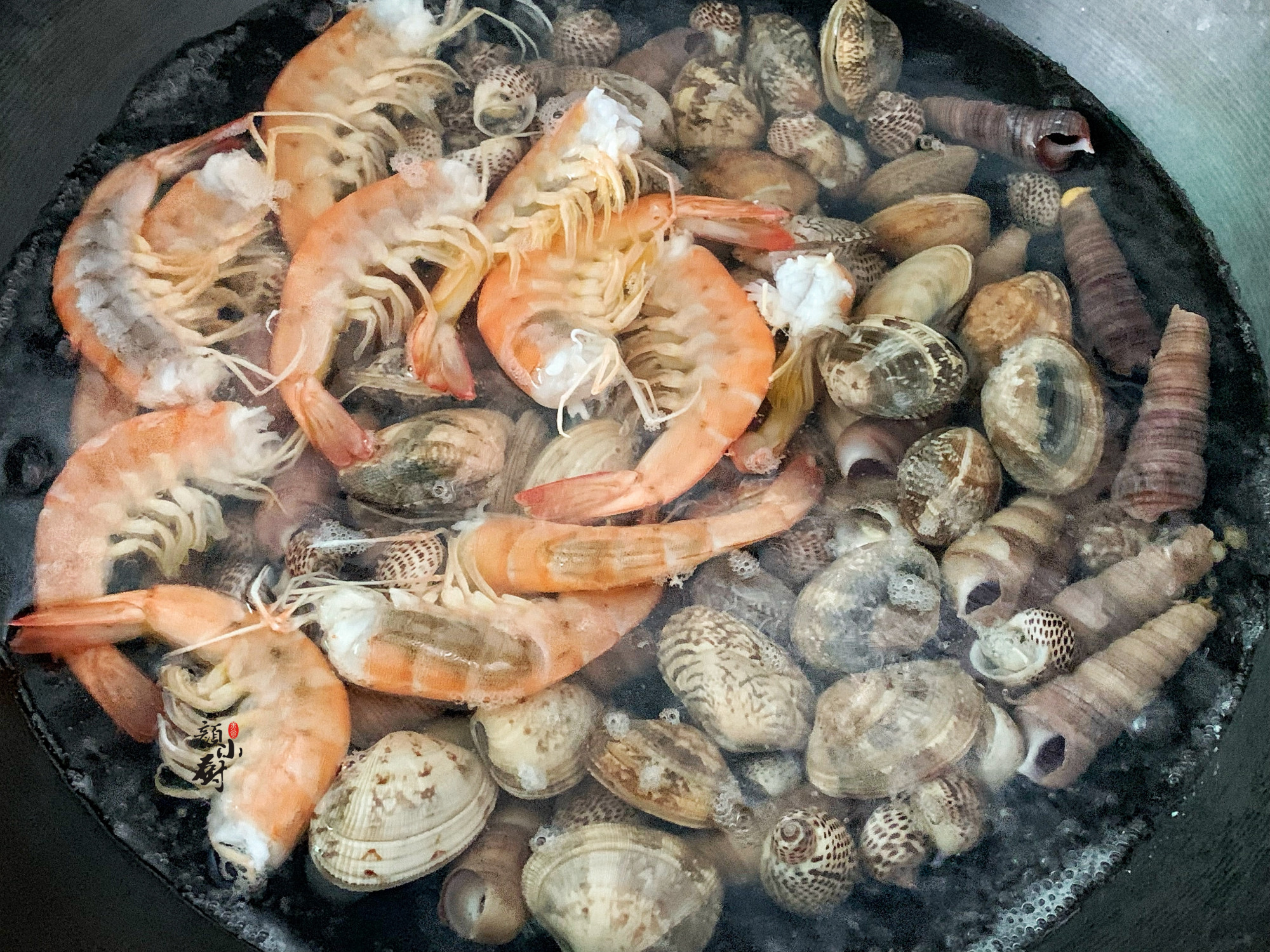 夏天，少吃猪肉多吃它，营养极高，比吃牛羊肉强，拌一下真好吃