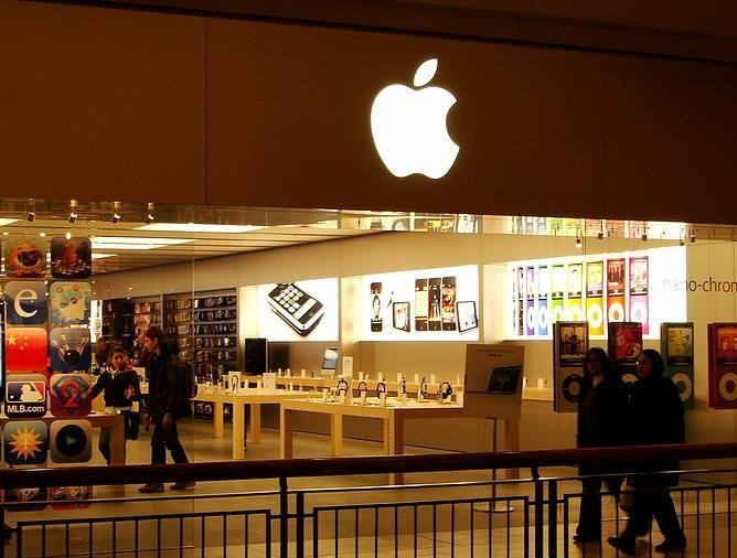 罰款7億不算事！蘋果收到壞消息，iphone12賣完都堵不上