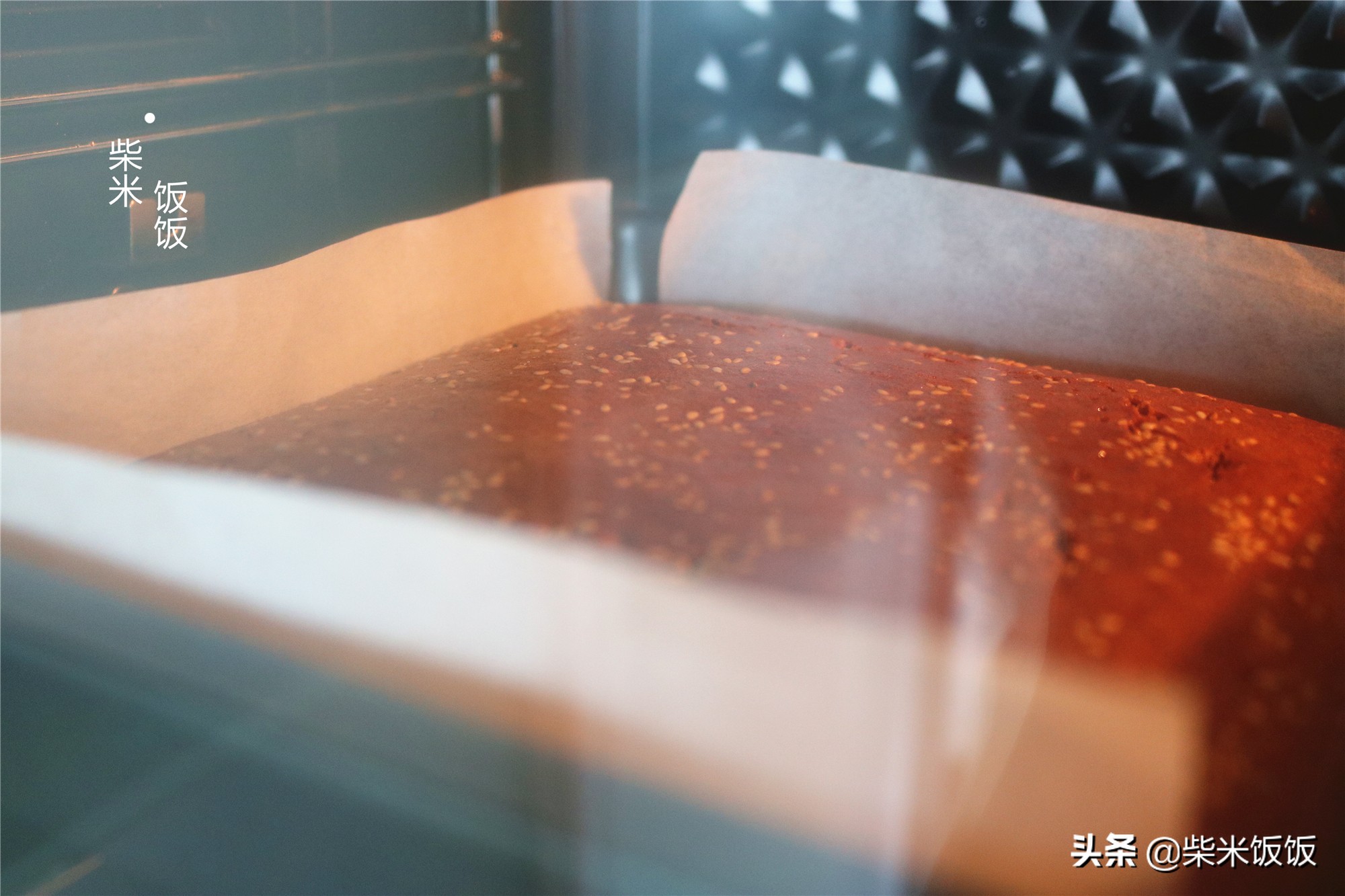 3个鸡蛋，一把红枣，做一款简单又好吃的枣糕，味道太正了