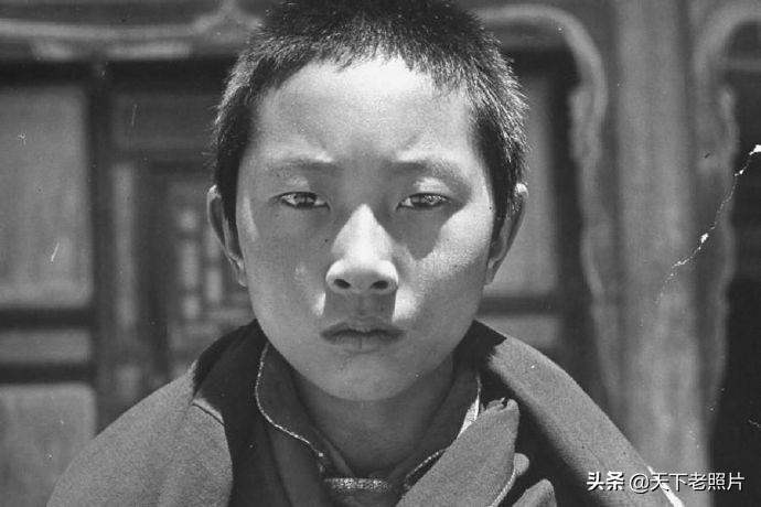 1947年7月青海塔尔寺 9岁的十世班禅及寺内实拍照片集