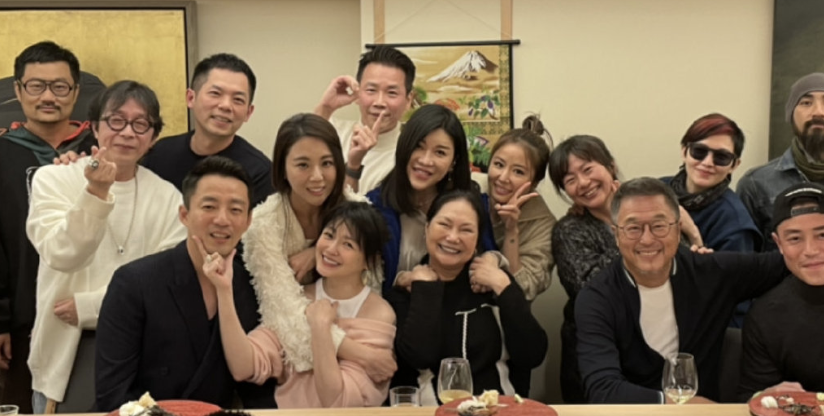 大s婆婆曬孫女演出視頻，小玥兒舞姿稚嫩，手持油紙傘變民國女孩