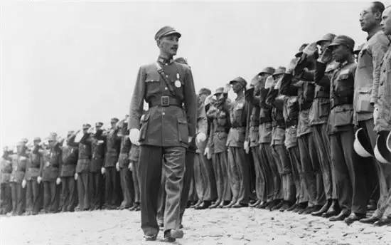 王近山俘获一国军司令，伟人专电：要“活捉”