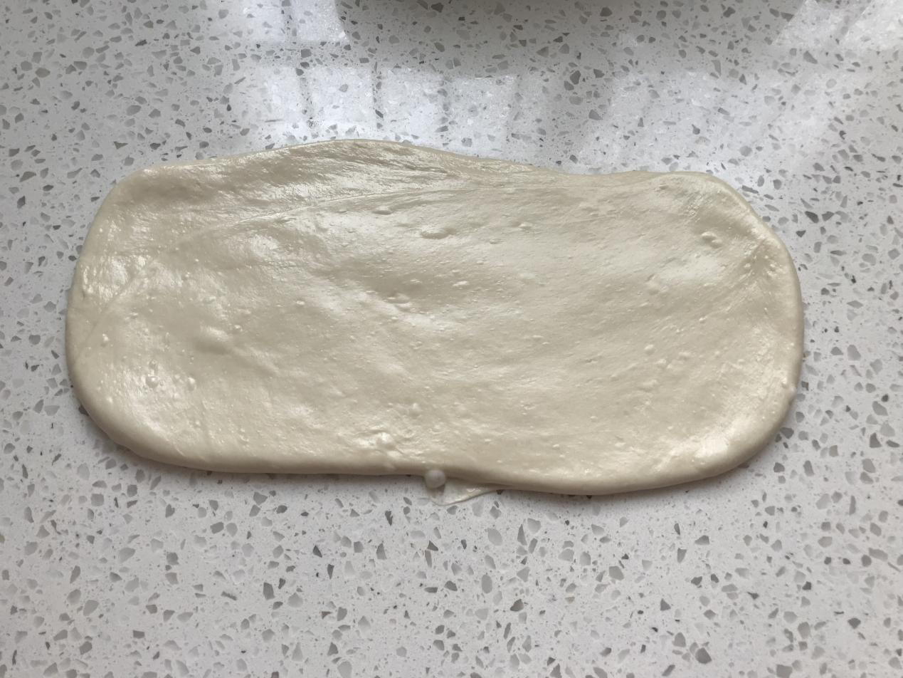 想吃油条不用出去买，自己在家也能做，干净卫生没有添加