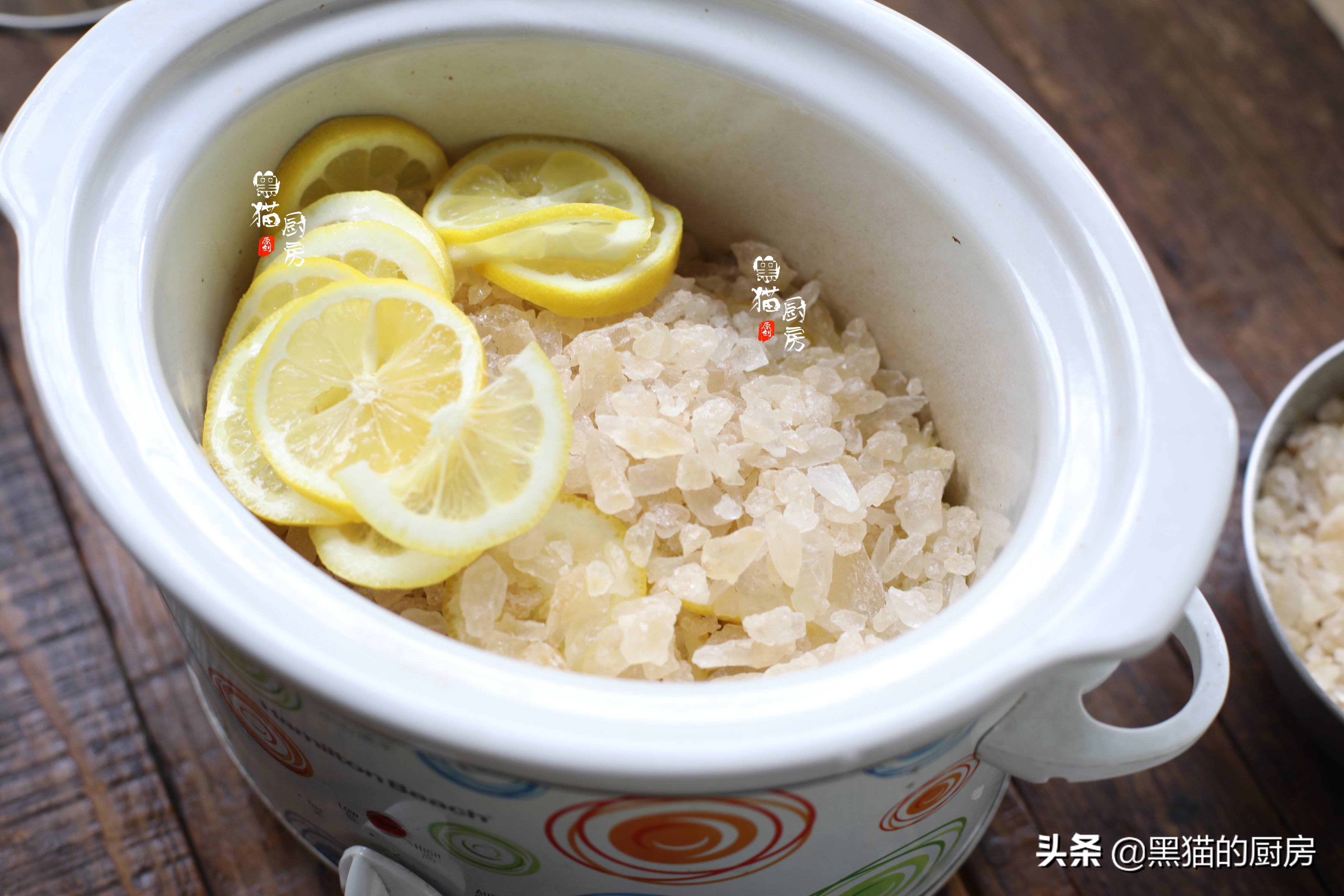 每到冬天，水果人1，我一就是5斤，熬煮成膏嗓回甘