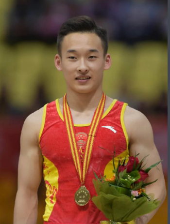 肖若腾痛失金牌后，中国游泳队成绩也被取消，这次裁判公平吗？