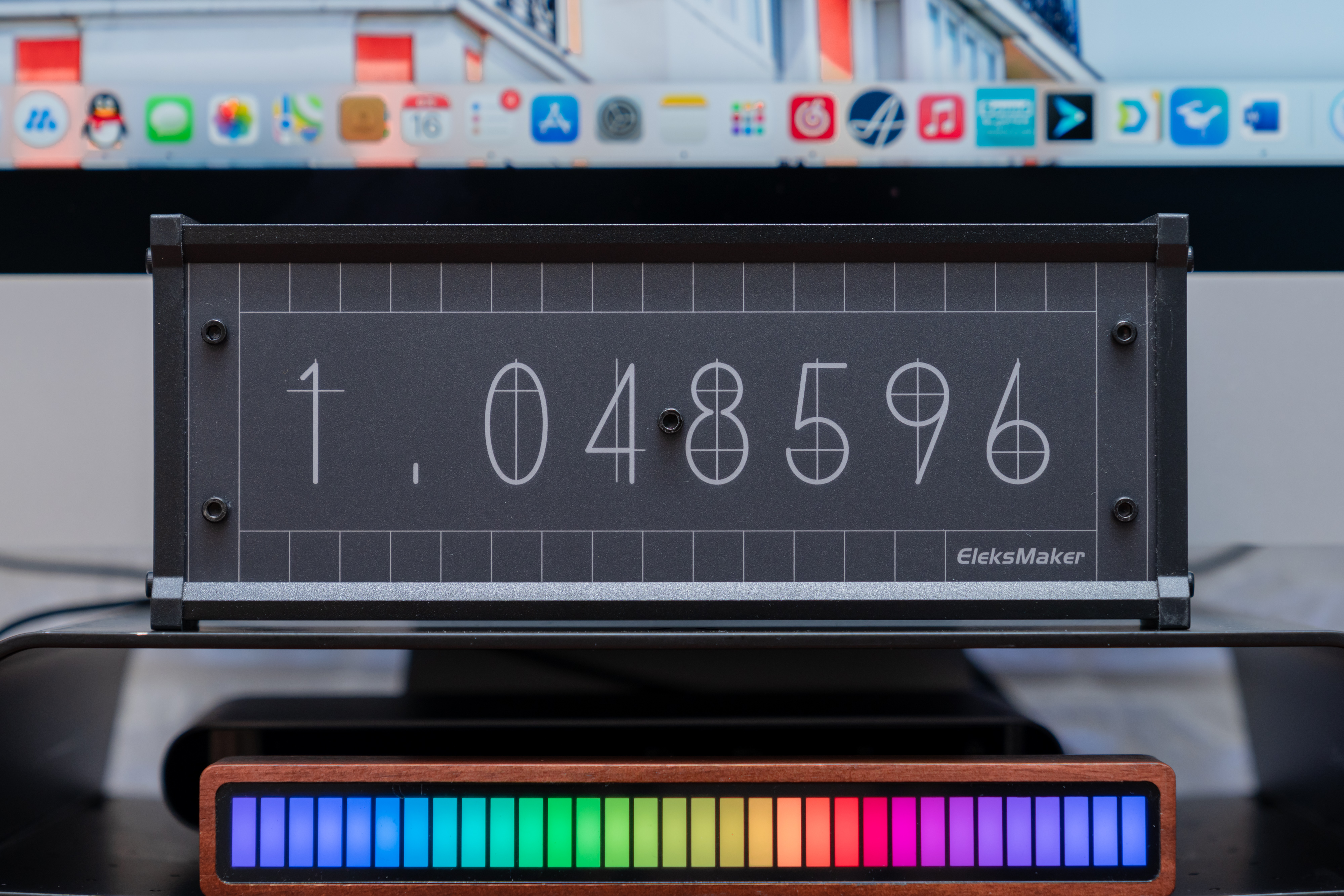 桌面rgb灯效「剁手清单」:教你玩转拟辉光灯,氛围灯,彩光灯带