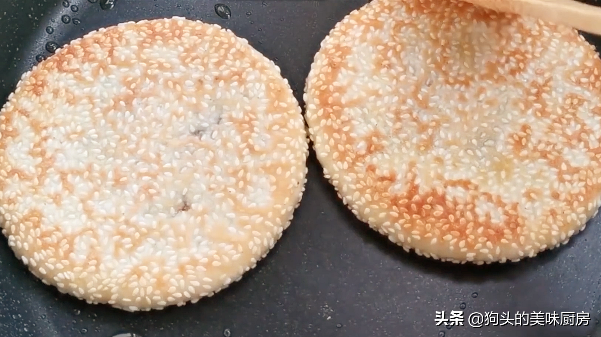 愛吃糯米粉的不要錯過，學會這樣做，外酥裡糯，香甜不粘牙