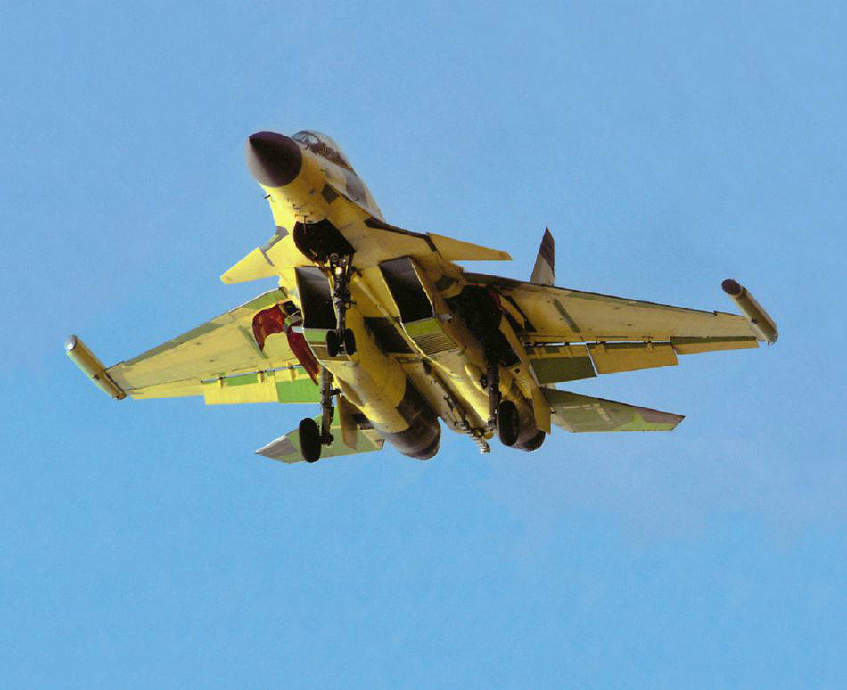 ��15Dս����װ���࣬�ɾѻ�����ս�����й�����ս��������һ��