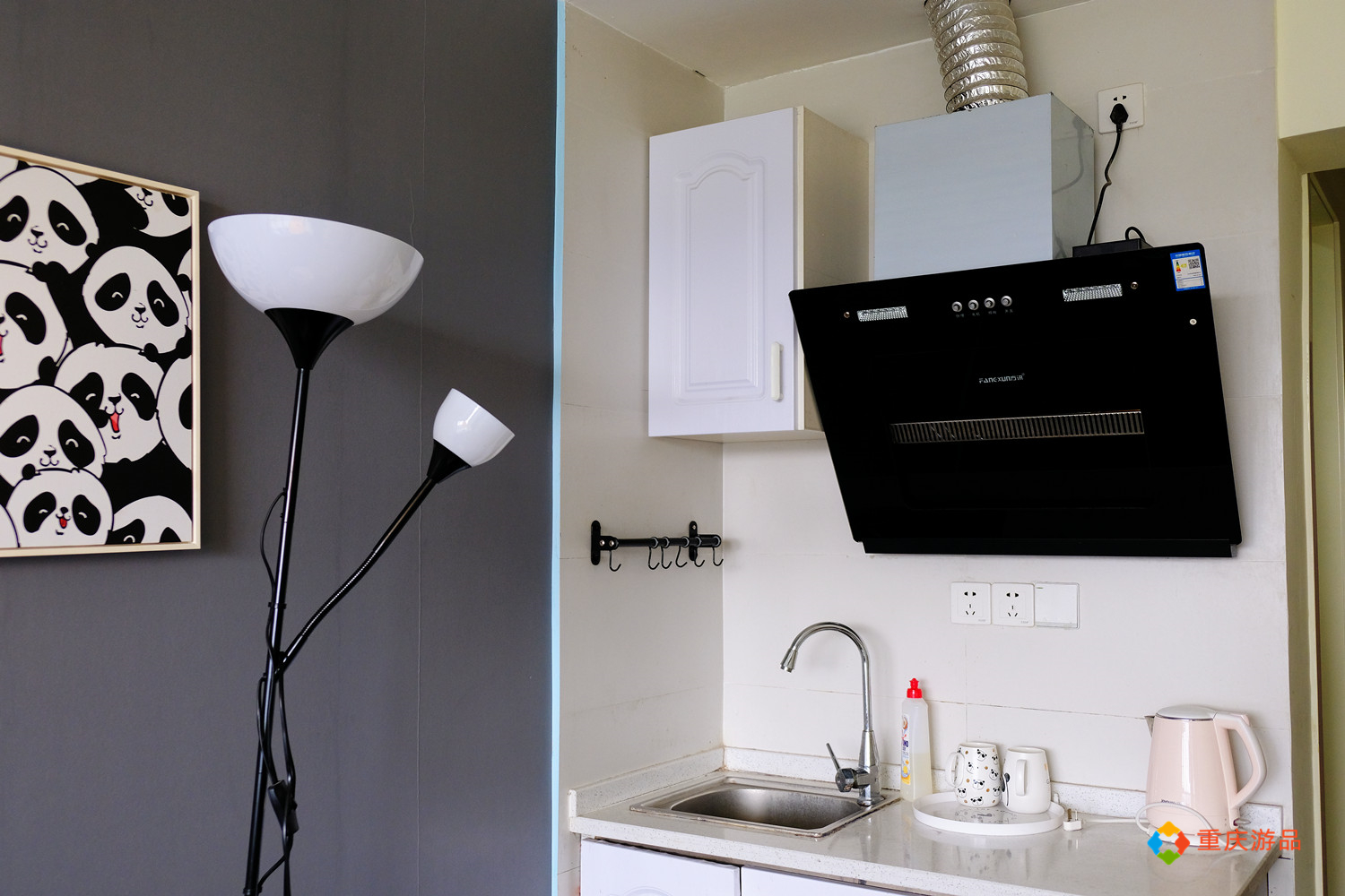 重庆李子坝轨道列车噪音扰民吗？实测18楼民宿，汽车声音更大