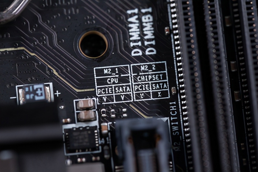 微星MEG Z590I UNIFY主板评测：掌控超频和雷电的顶级ITX小板