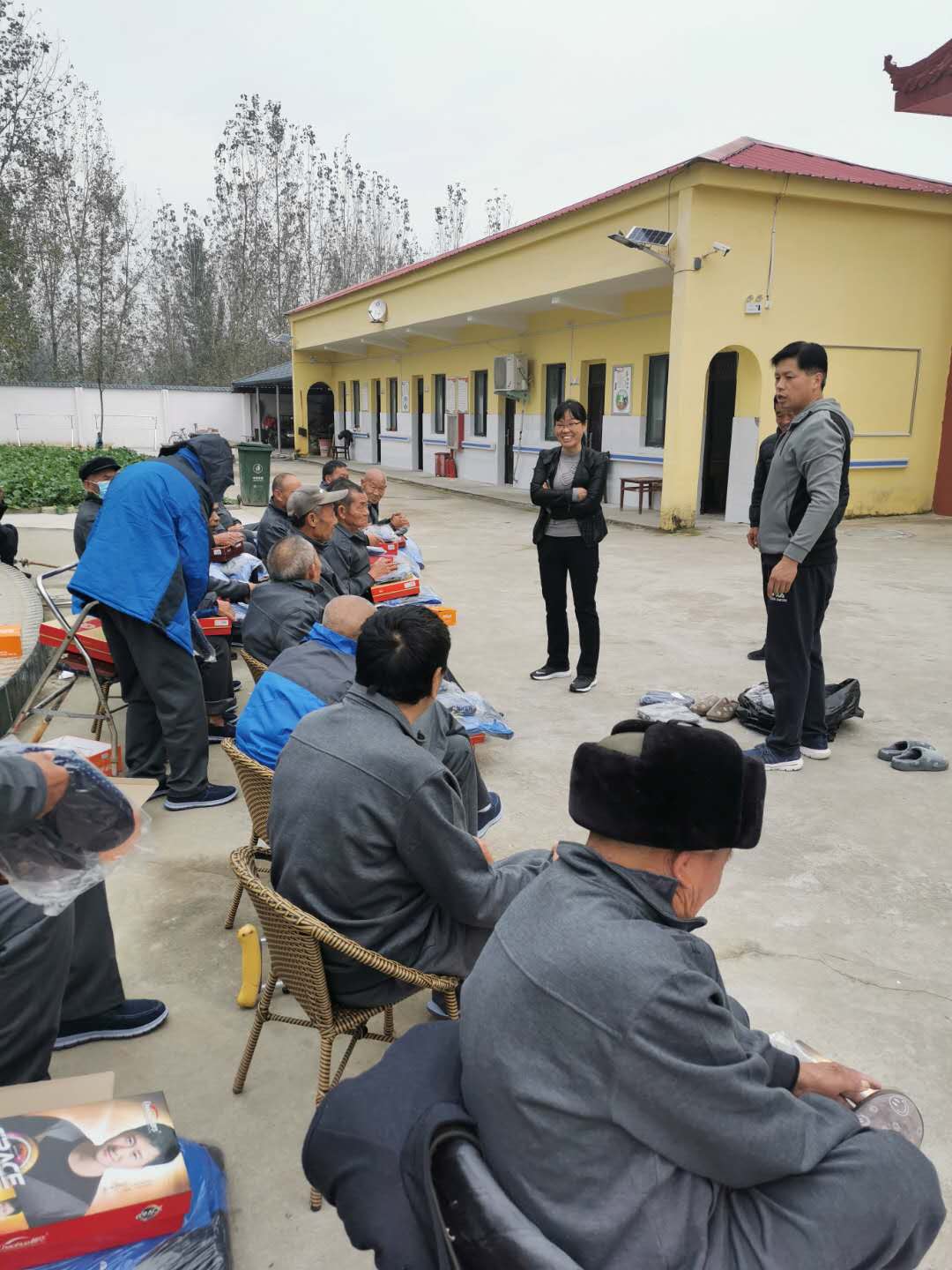 桐柏县吴城镇：爱满重阳节，关怀暖人心