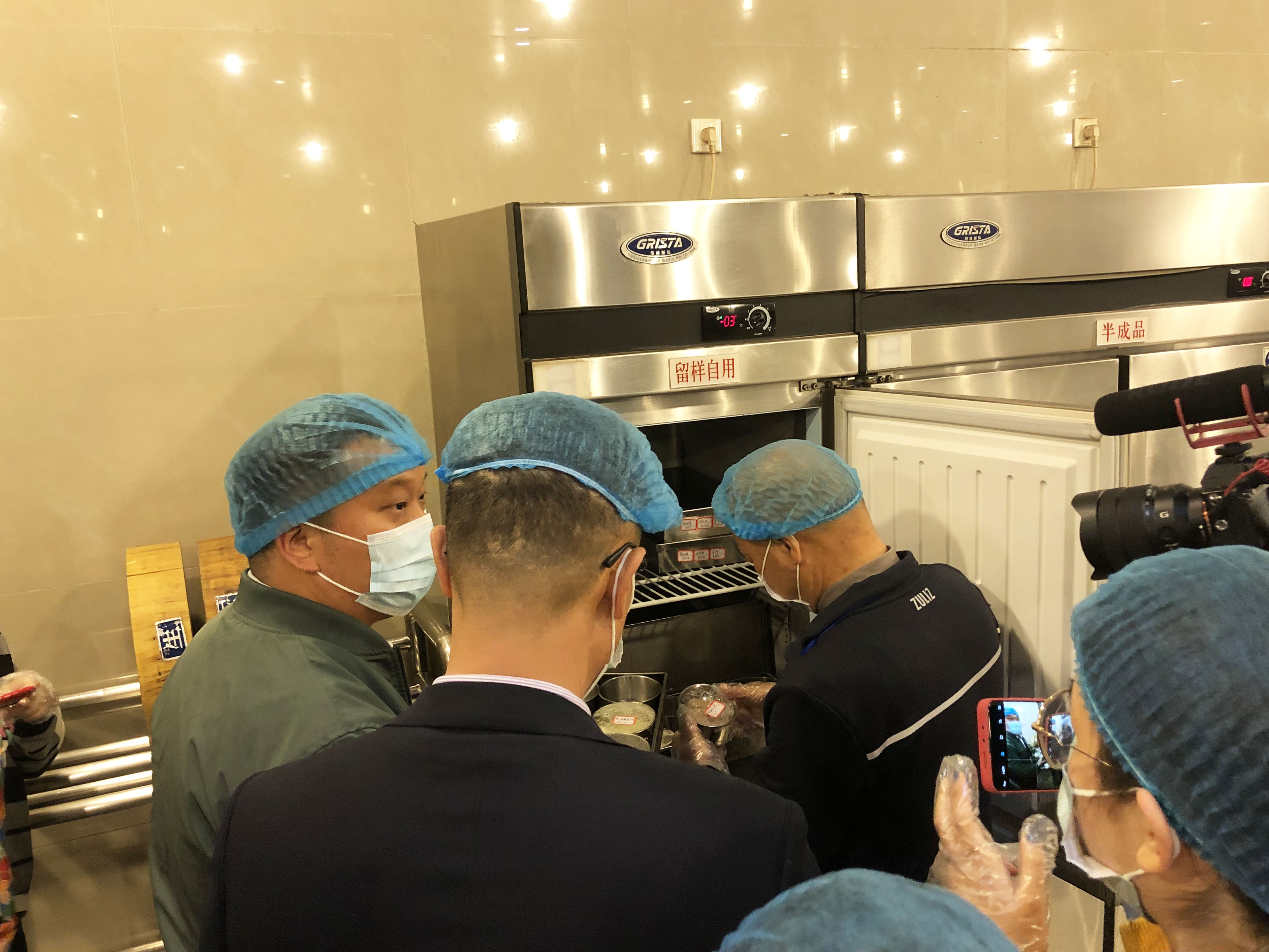 年夜饭大检查进行中，昆明为2021春节期间食品安全保驾护航