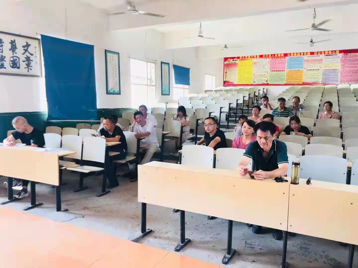 湖北黄梅岳飞小学：筑牢校车安全防线(图3)