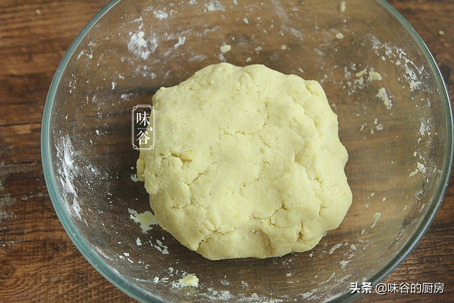 過年必備的炸丸子，家家都能做，不用一滴水，香甜軟糯倍儿好吃