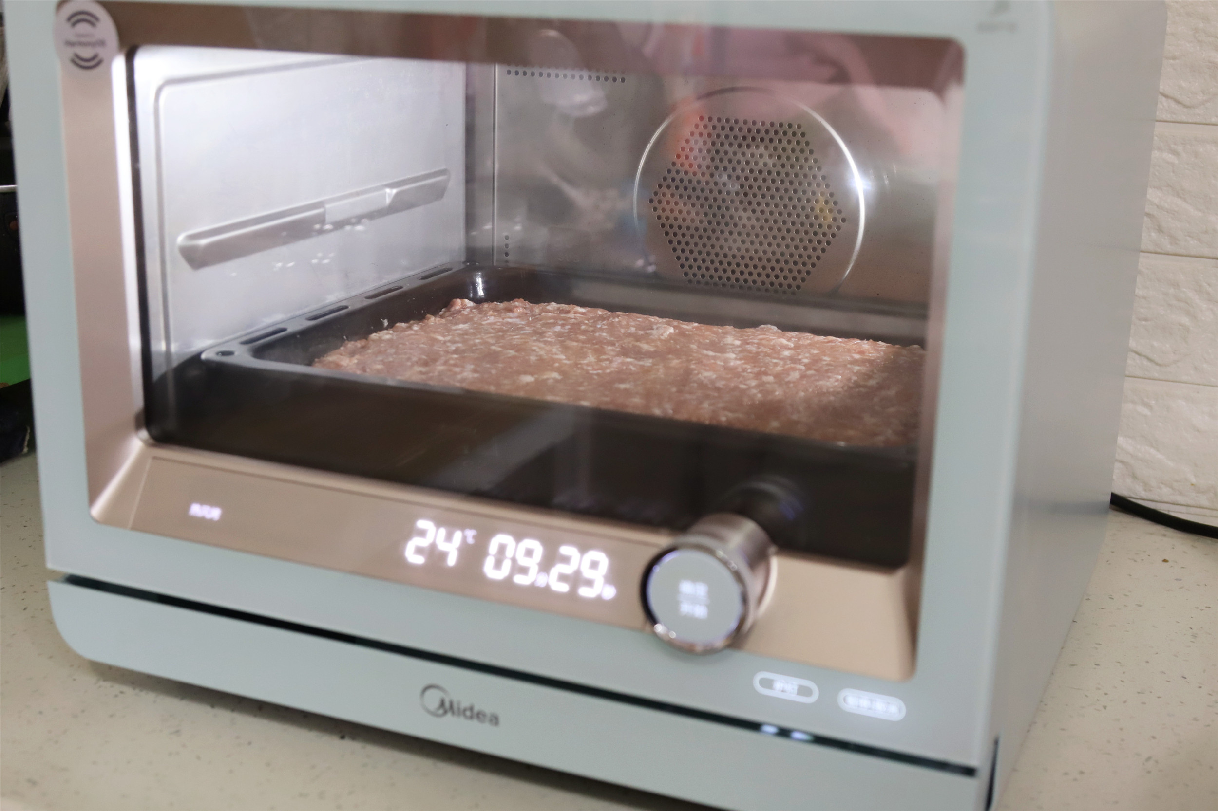 用猪肉做零食，在家自制“猪肉脯”，每一口都香喷喷的，老简单了