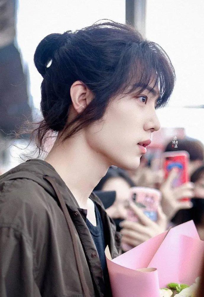 Of Xiao Zhan " fight Luo Daliu " why to put at noon head sow? Can of this one action says " win more "