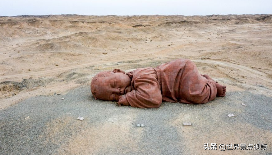 中国最大的“巨婴”，在戈壁躺了2年之久，看后让人心疼不已