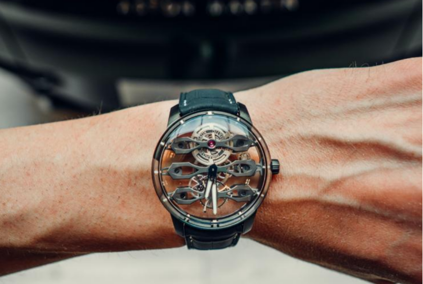 捷豹将转型超豪华品牌；全新凌渡谍照曝光