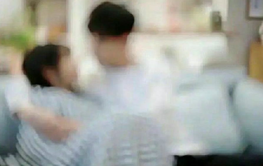 Exposure of amour of humble of 26 years old of Xing? Lay condition because of play with man doubt, 