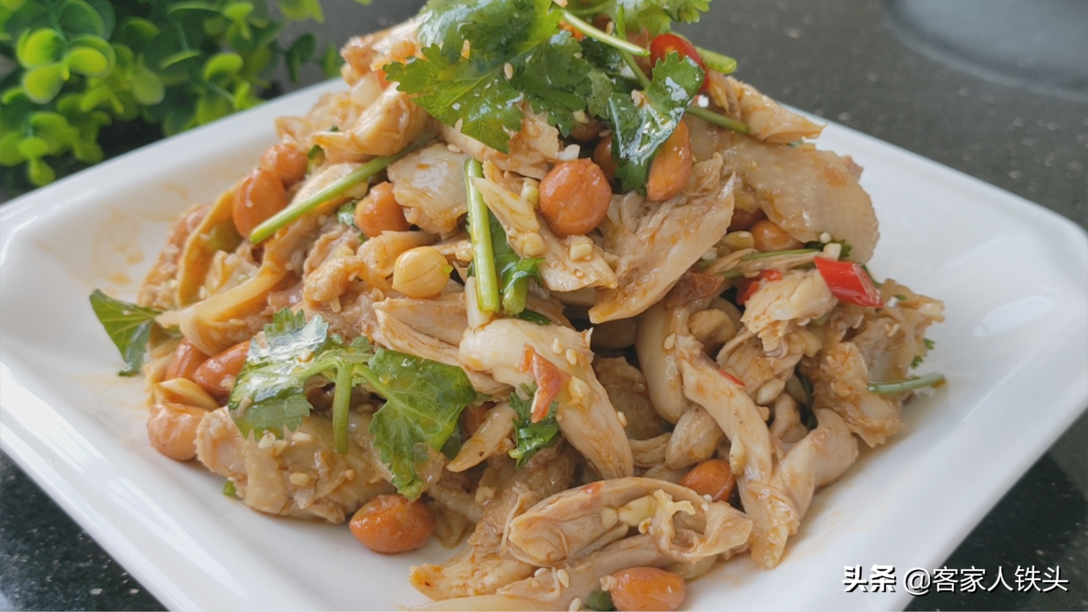 雞腿從小吃到大，這吃法老婆隔三差五點名吃，香辣下飯好吃又簡單