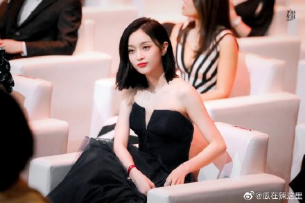微博之夜排位，揭开了娱乐圈的丛林法则，撕开了明星夫妻的遮羞布