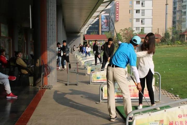 国情之下孕育出的这个体育地产新物种，竟可一地三用