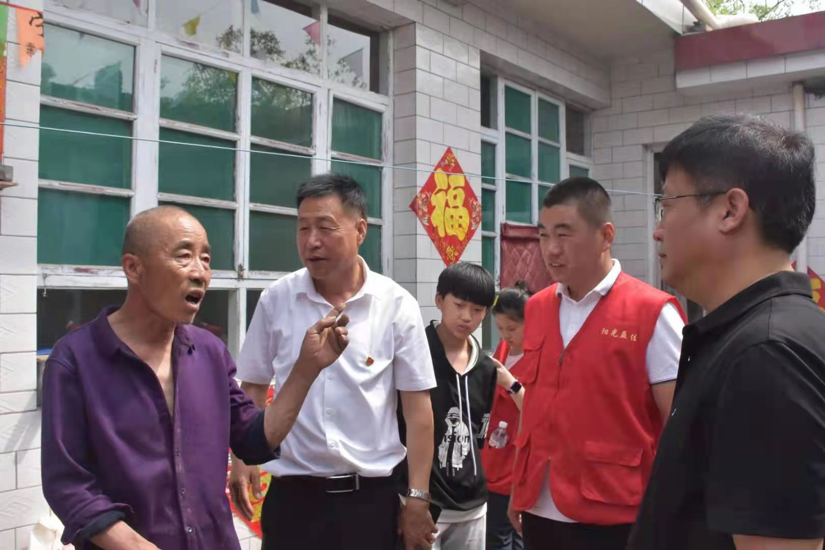 山西阳光益佳爱心总队开展“迎六一 献爱心”公益活动