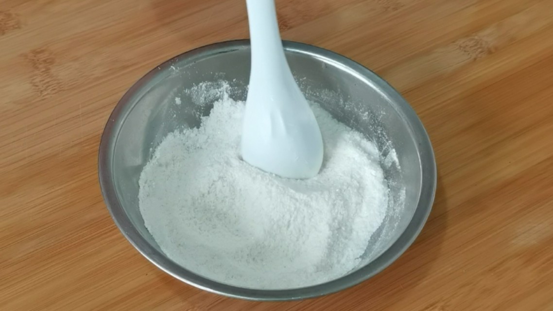 芝麻酥饼在家简单做，外酥里软又香甜，不用烤箱也可以酥得掉渣