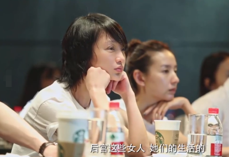 不化妆，无配乐路边直播，如果你懂她，就知道