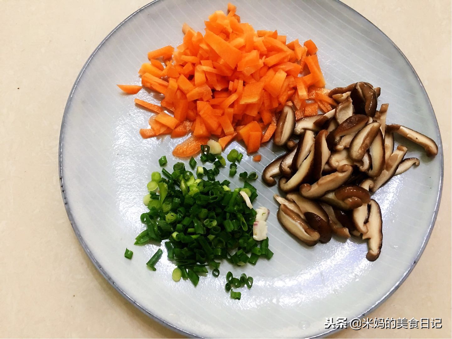 图片[6]-香菇胡萝卜虾仁粥做法步骤图 常吃增智力个头长少生病-起舞食谱网