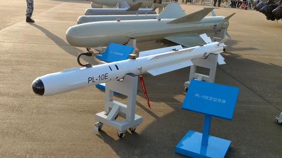 殲-10C戰(zhàn)斗機性能究竟如何？能否站在三代半戰(zhàn)機的頂峰？
