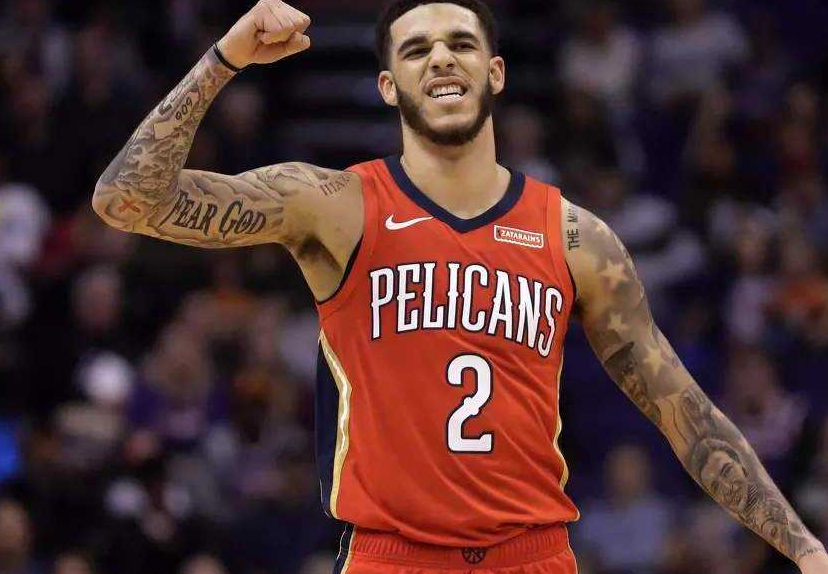 數據會說謊！球哥賽季三分命中率不僅高於Booker，還比Booker多進7顆三分！-黑特籃球-NBA新聞影音圖片分享社區