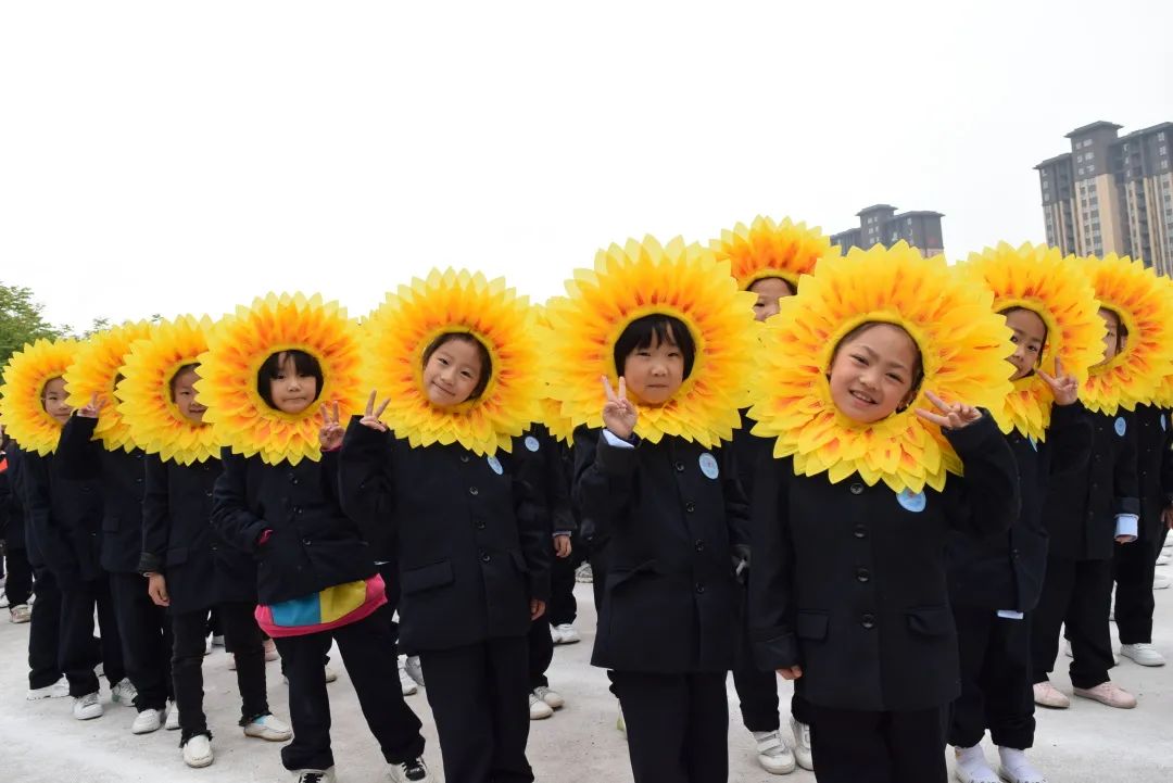 信阳高新区实验中学怎么样?田径运动会(图14)