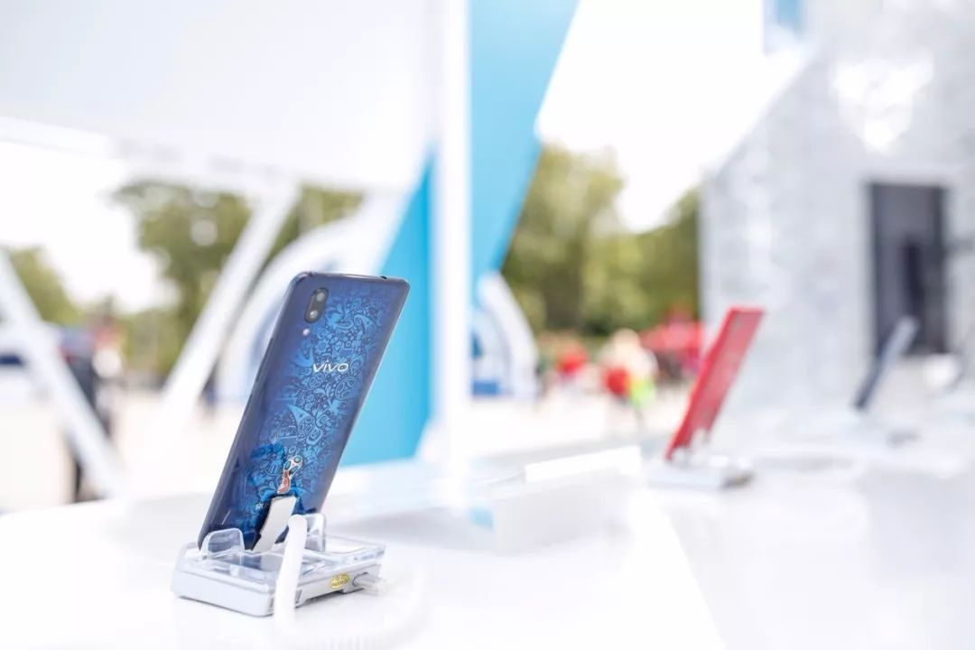 中国品牌再次创造历史性一刻，欧洲杯60年来首次出现中国元素