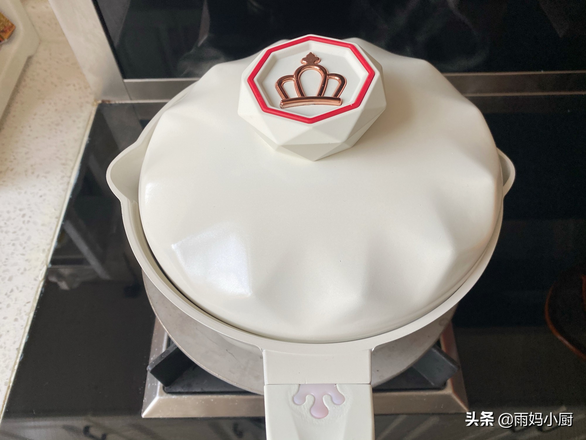 元旦团圆必做的炖菜，鲜香入味的五花肉炖鹌鹑蛋，美味滋补超下饭