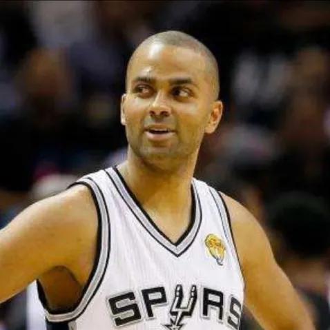 NBA历史中30名国际球员大排名