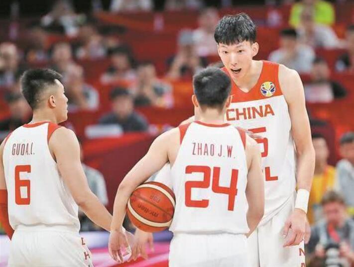 闹剧也该结束了，央视发声点评《吐槽大会》，