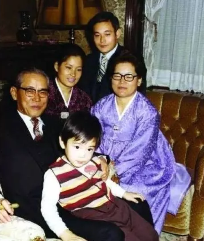 三星掌门人离世！他的千亿美元财产不能留给子孙？