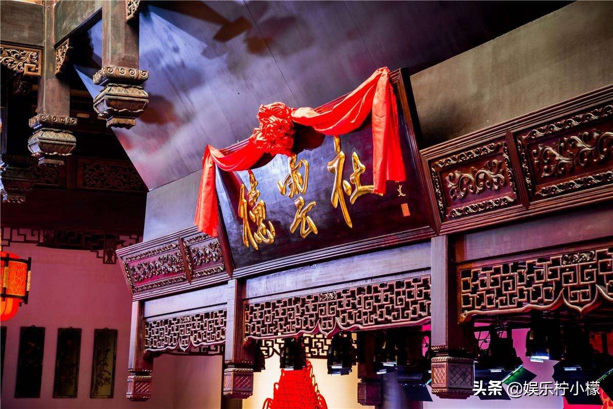 郭德纲赔本赚吆喝？德云社济南分社正式签约，人均消费竟然这么低