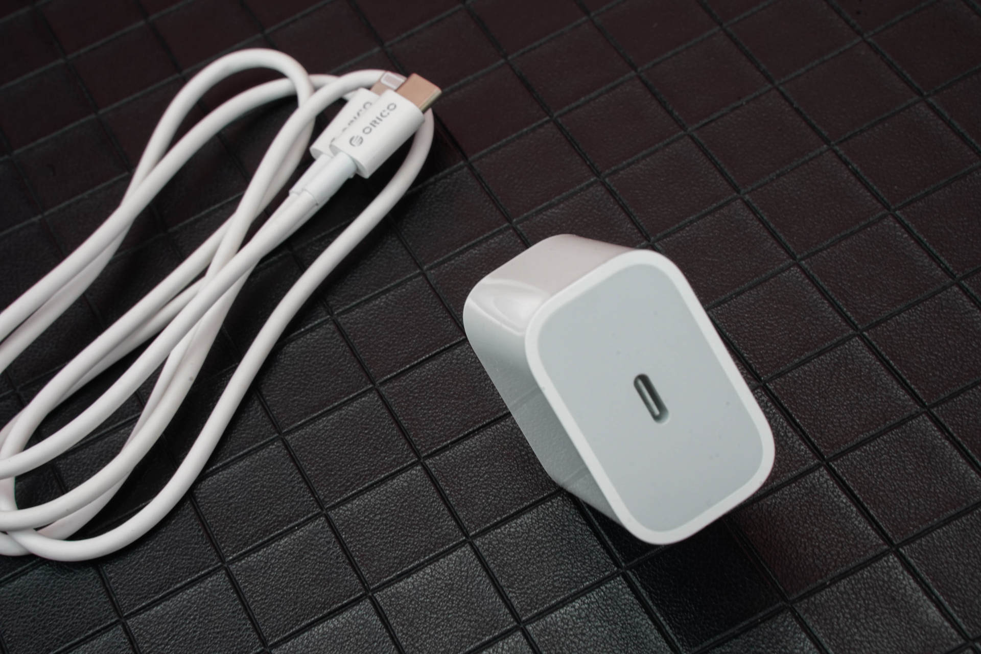 ORICO充电器套装，快速解决多种手机没电问题