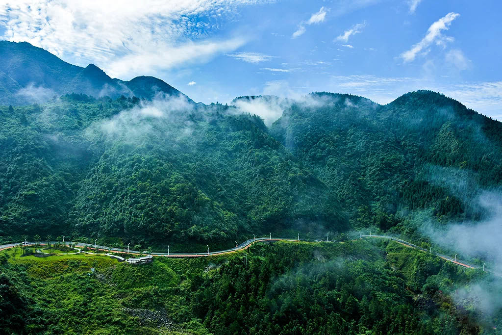 重庆9大5A景区，主城区里一个也没有，必须到区县里看看