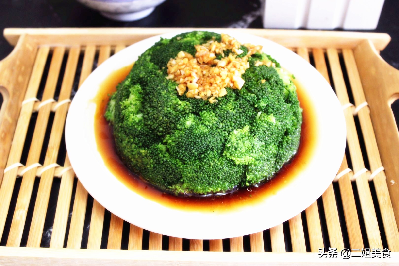 做菜时，先放盐还是后放盐？大厨告诉您，做啥菜都好吃